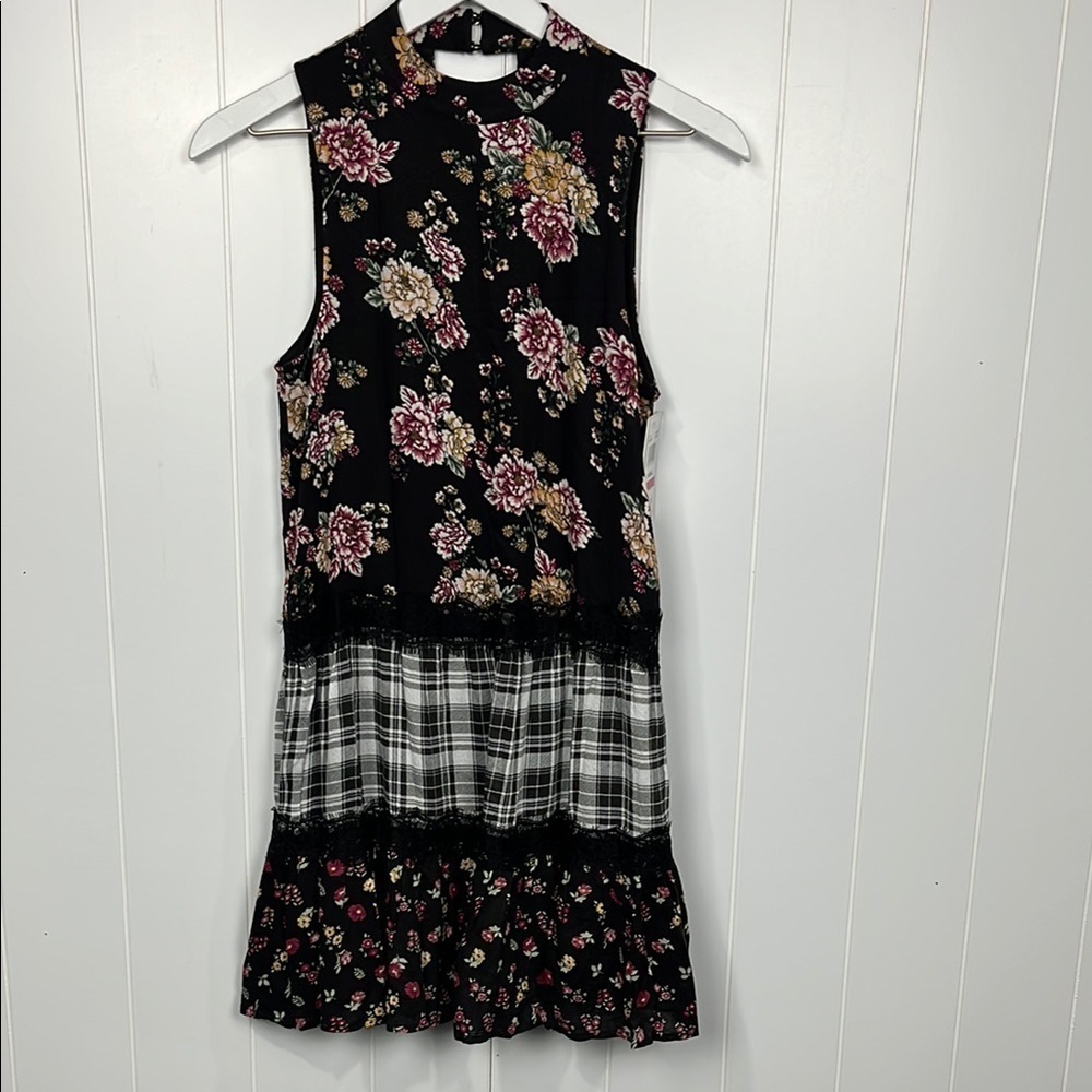 Love, Fire Womens Tunic/Mini XS Black White Floral Plaid Mixed Textures Keyhole